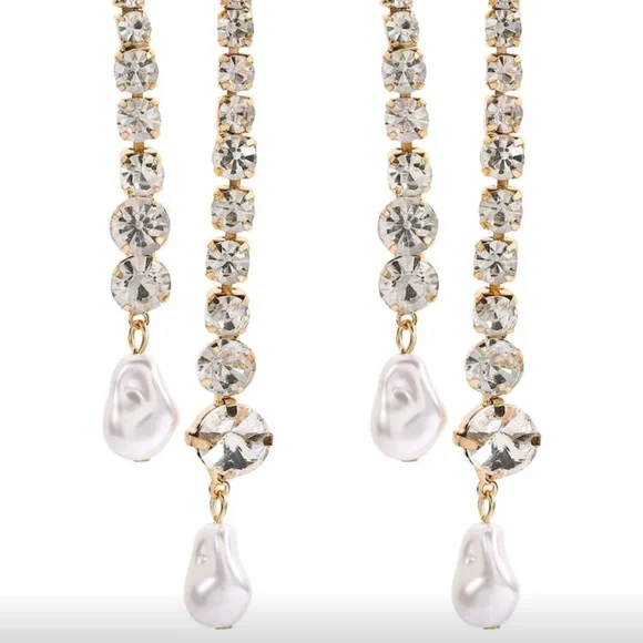 Zara faux rhinestone and pearls fringe earrings; costume jewelry style; nwot - Picture 2 of 9